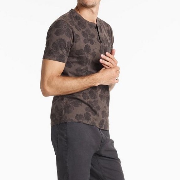 Lucky Brand Other - Lucky brand size small black floral Henley